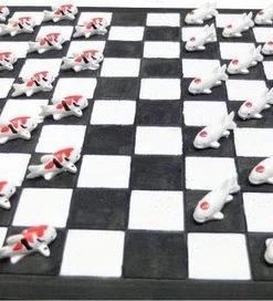 MadDeco - UNIEK - Dambord - Koi - Karper - Damspel - Koikarper - Polystone 7 MadDeco - UNIEK - Dambord - Koi - Karper - Damspel - Koikarper - Polystone -klassieke-spellen Winkel 550x272 6