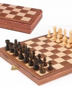 Goki Schaakbord Plooibaar - Magnetisch 7 Goki Schaakbord Plooibaar - Magnetisch -klassieke-spellen Winkel 550x328 8