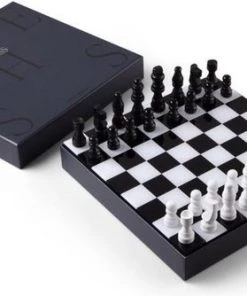 Printworks Sweden Printworks The Art Of Chess - Luxe Schaakspel - Design Spel - Decoratief -klassieke-spellen Winkel 550x334 1