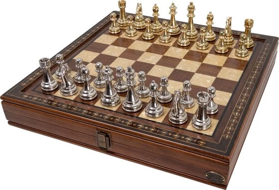 Helena Wood Art Handgemaakte Houten Schaakbord Met Opbergsysteem - Metalen Schaakstukken - Luxe Uitgave - Schaakspel - Schaakset - Schaken - Chess - 40 X 40 Cm 6 Helena Wood Art Handgemaakte Houten Schaakbord Met Opbergsysteem - Metalen Schaakstukken - Luxe Uitgave - Schaakspel - Schaakset - Schaken - Chess - 40 X 40 Cm - Afbeelding 4