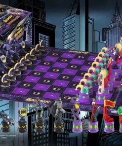 Noble Collection Batman Chess Set (Batman Vs Joker)