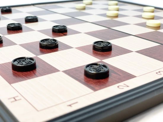 Magnetisch Schaak- En Dambord - Schaakstukken En Damstukken - Schaakspel - Damspel - Chess Set - Schaken - Dammen - Hout - Opklapbaar 8 Magnetisch Schaak- En Dambord - Schaakstukken En Damstukken - Schaakspel - Damspel - Chess Set - Schaken - Dammen - Hout - Opklapbaar - Afbeelding 6