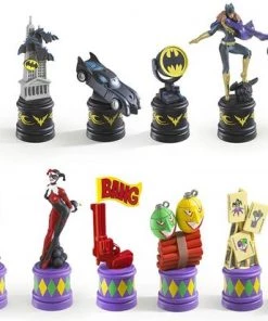 DC Comics Schaakset Batman "Dark Knight Vs Joker" -klassieke-spellen Winkel 550x413 3