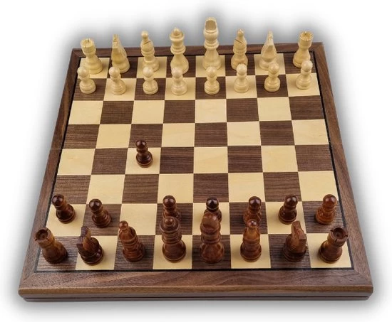 Traagoods.com Houten Schaakbord - Inklapbaar - Degelijk Houten Bord Met Houten Schaakstukken - 30x30 6 Traagoods.com Houten Schaakbord - Inklapbaar - Degelijk Houten Bord Met Houten Schaakstukken - 30x30 - Afbeelding 4
