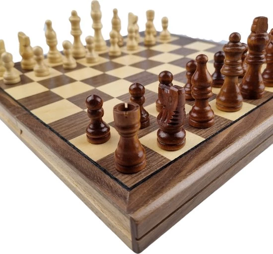 Traagoods.com Houten Schaakbord - Inklapbaar - Degelijk Houten Bord Met Houten Schaakstukken - 30x30 13 Traagoods.com Houten Schaakbord - Inklapbaar - Degelijk Houten Bord Met Houten Schaakstukken - 30x30 - Afbeelding 11