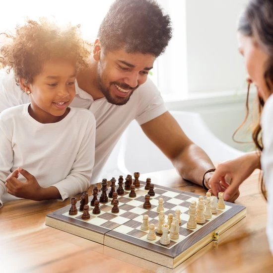 CheckMate® GrandMaster Series Schaakset – 30 Cm Schaakspel – Schaakbord Met Staunton Schaakstukken – Magnetisch – Schaakspellen – Schaakspel Volwassenen Hout – Schaakborden – Schaakborden Volwassenen – Schaakbord – Schaken – Schaak – Chess Set 8 CheckMate® GrandMaster Series Schaakset – 30 Cm Schaakspel – Schaakbord Met Staunton Schaakstukken – Magnetisch – Schaakspellen – Schaakspel Volwassenen Hout – Schaakborden – Schaakborden Volwassenen – Schaakbord – Schaken – Schaak – Chess Set - Afbeelding 6