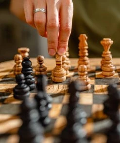 Schaakset Olijfolie & Honing Met Laden - Schaakspel - Schaakstukken - Schaakbord - Schaken - Bordspel - Handgemaakt - Hout - Zwart - Volwassenen & Kinderen - 35 X 35 X 8,5 Cm -klassieke-spellen Winkel 550x823 1