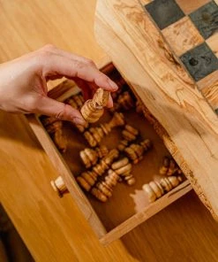 Schaakset Olijfolie & Honing Met Laden - Schaakspel - Schaakstukken - Schaakbord - Schaken - Bordspel - Handgemaakt - Hout - Zwart - Volwassenen & Kinderen - 35 X 35 X 8,5 Cm -klassieke-spellen Winkel 550x823 6